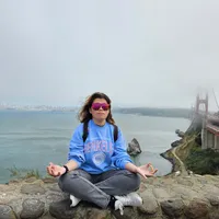 Nyx in front of the Golden Gate Bridge